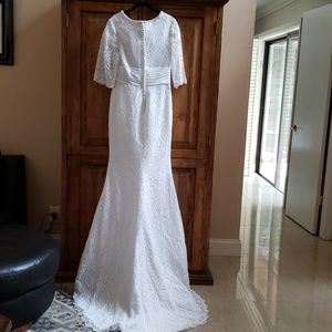 Mary's Bridal Dresses - Stunning white Moda Bella wedding gown Mary's Bridal Dresses - Stunning white Moda Bella wedding gown